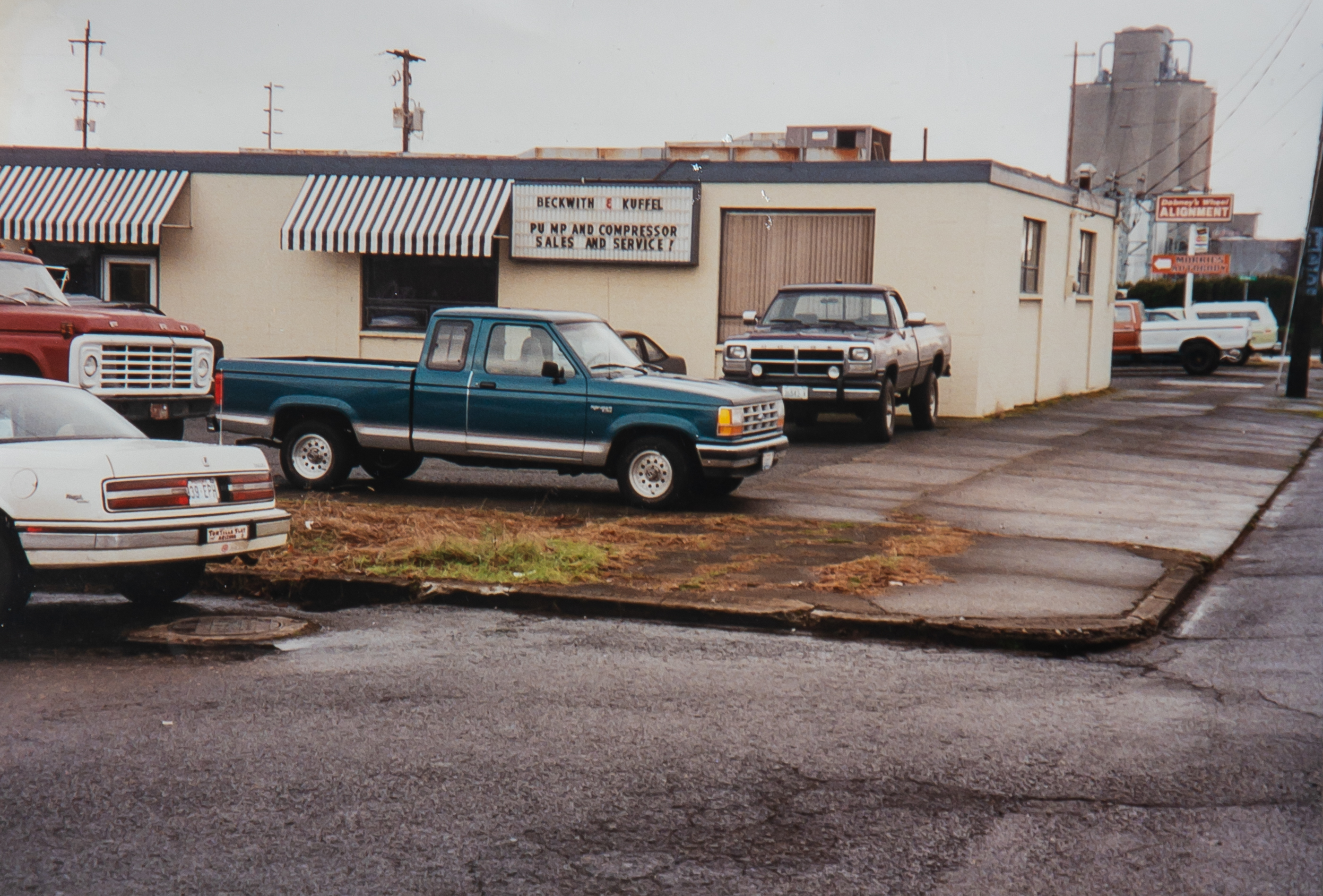 1989 — Vancouver, WA Expansion